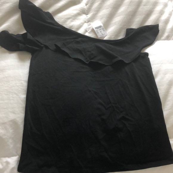J. Crew Tops - NWT J CREW BLACK ONE SHOULDER TOP